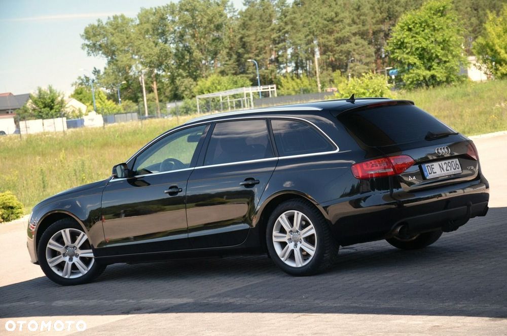 Audi A4 Avant - 8