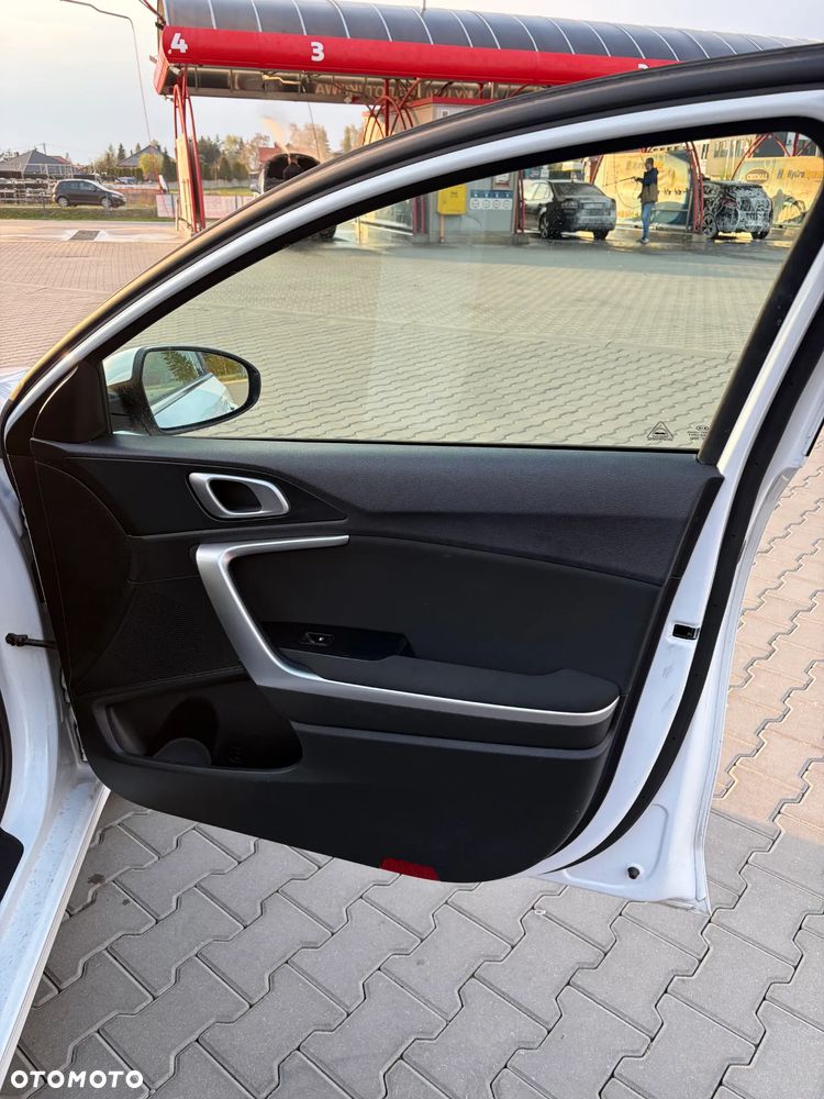 Kia Ceed 1.0 T-GDI M - 31