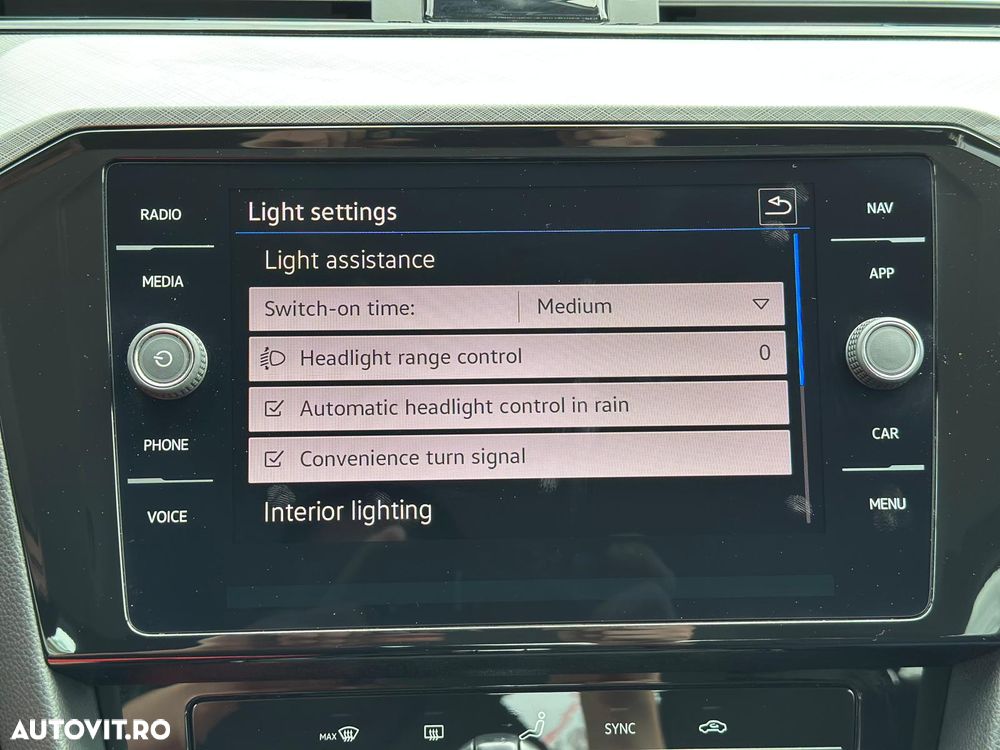 Volkswagen Passat - 21