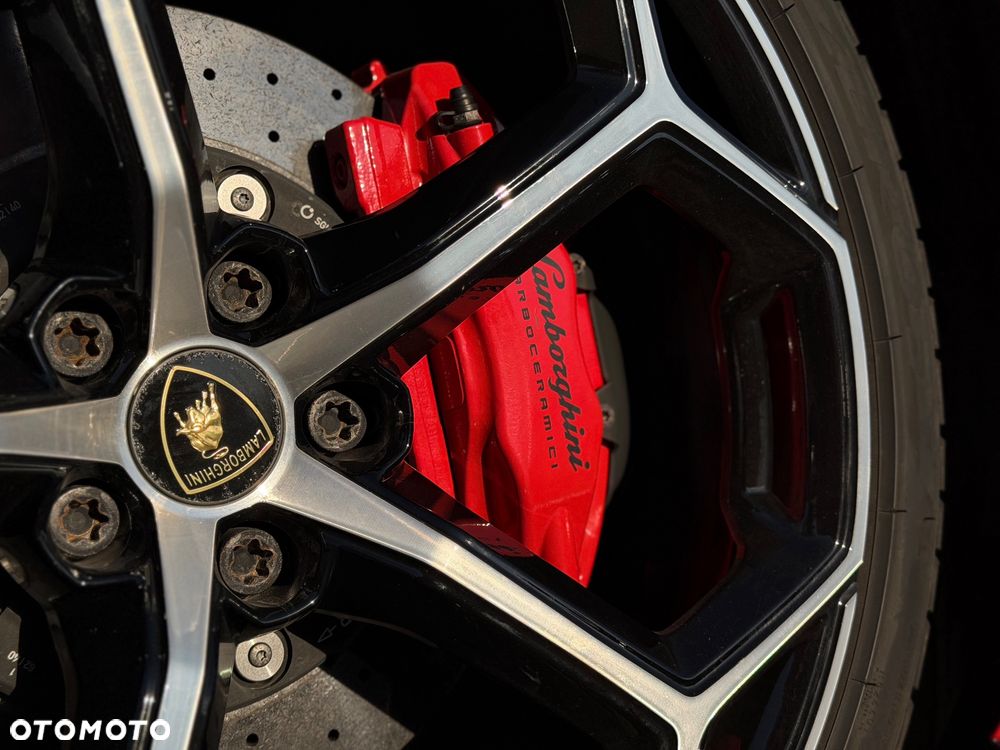 Lamborghini Huracan - 17