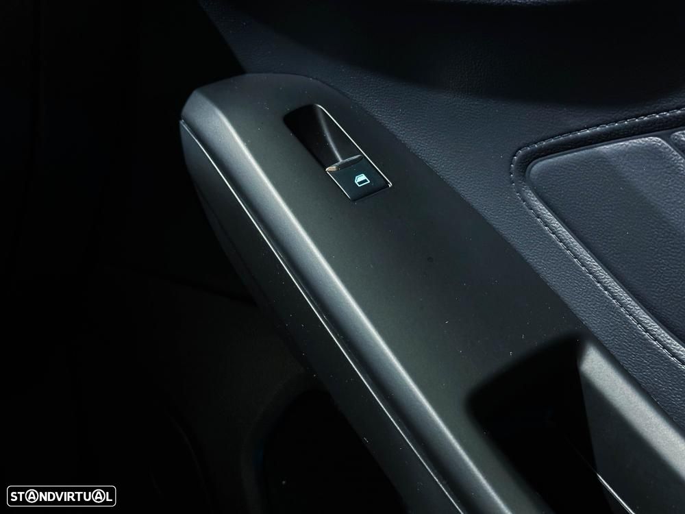 Ford Focus 1.0 EcoBoost Hybrid Aut. ACTIVE X - 60