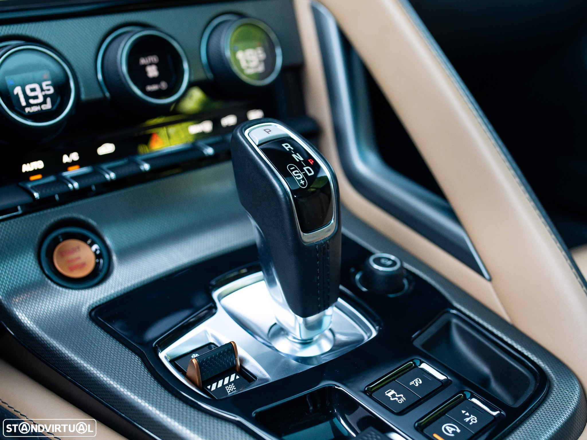 Jaguar F-Type 3.0 V6 S/C S Auto - 35