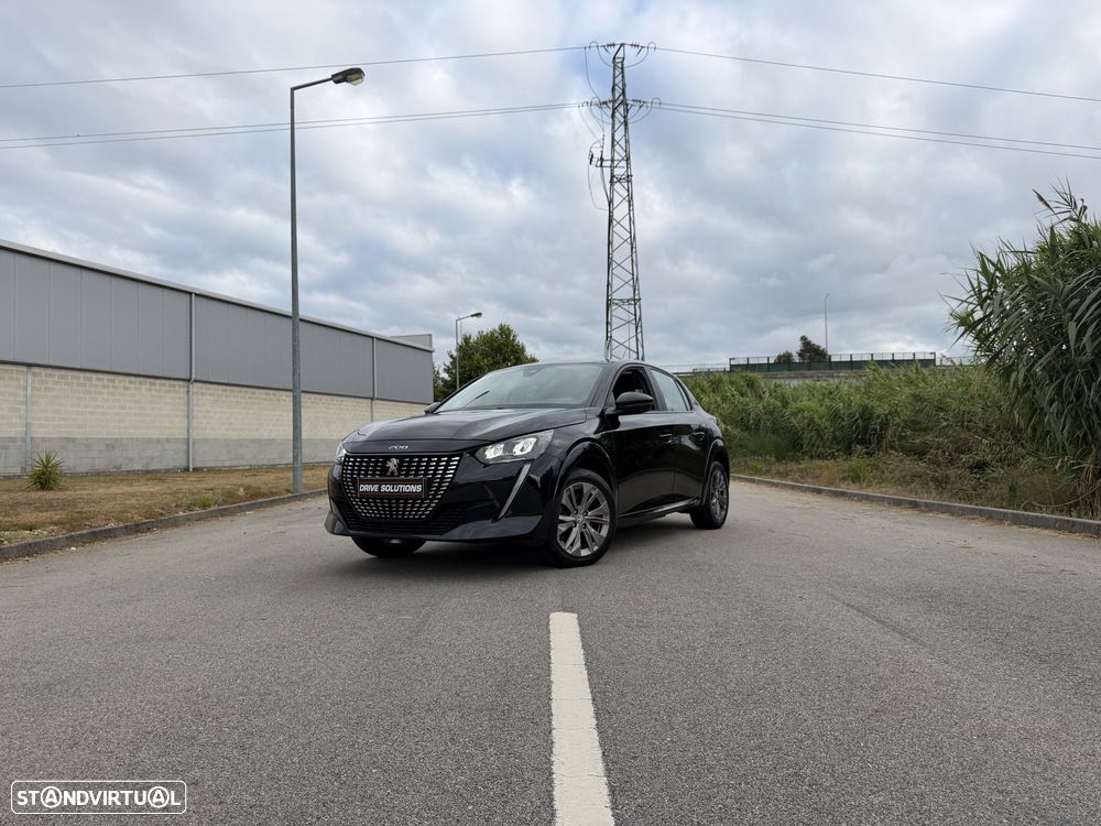 Peugeot e-208
