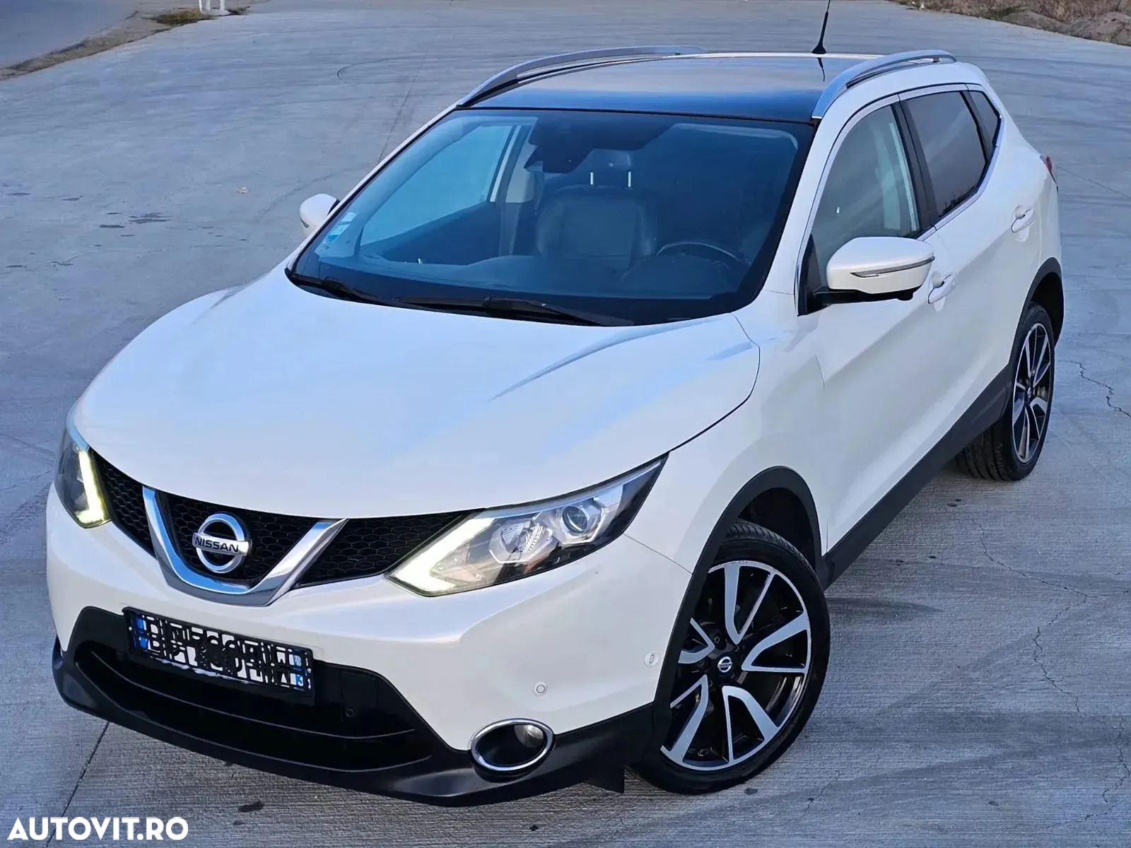 Nissan Qashqai 1.6 DCI ALL-MODE 4x4i TEKNA+ - 25