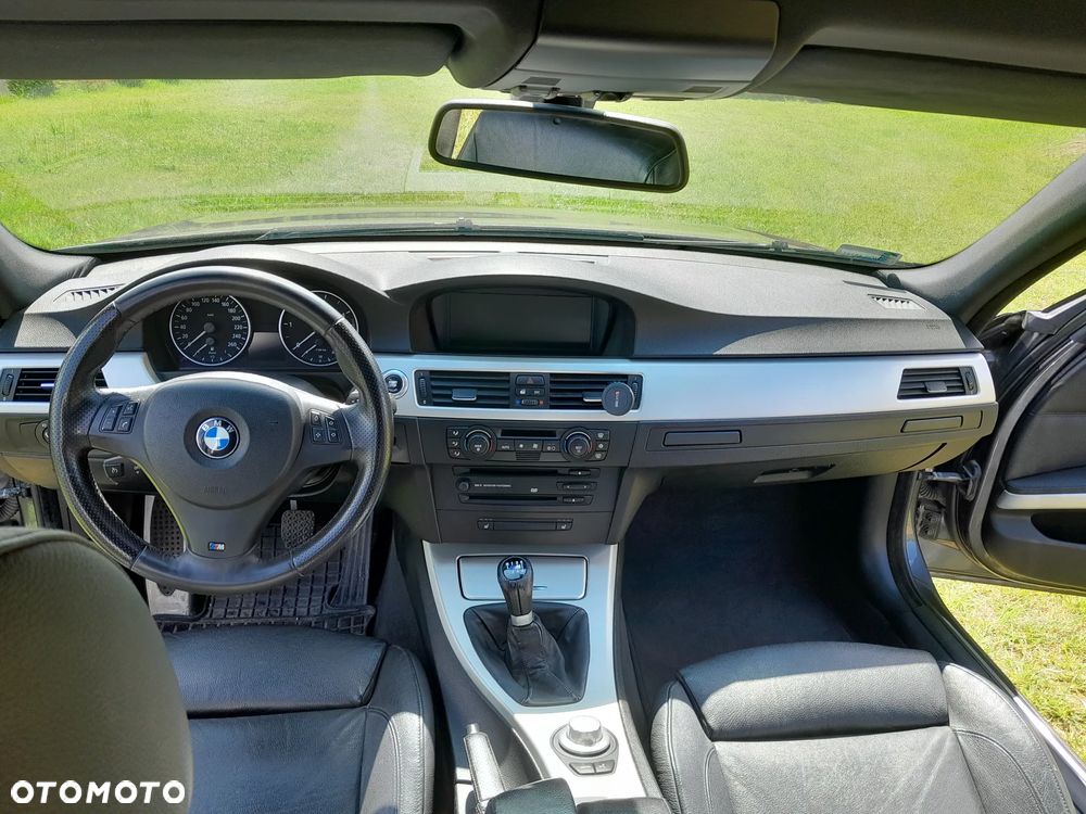 BMW Seria 3 320d - 10