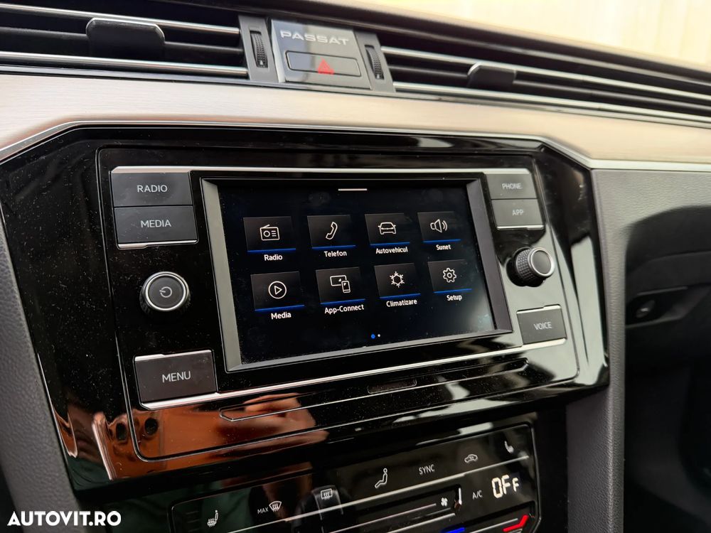 Volkswagen Passat 2.0 TDI DSG Highline - 15