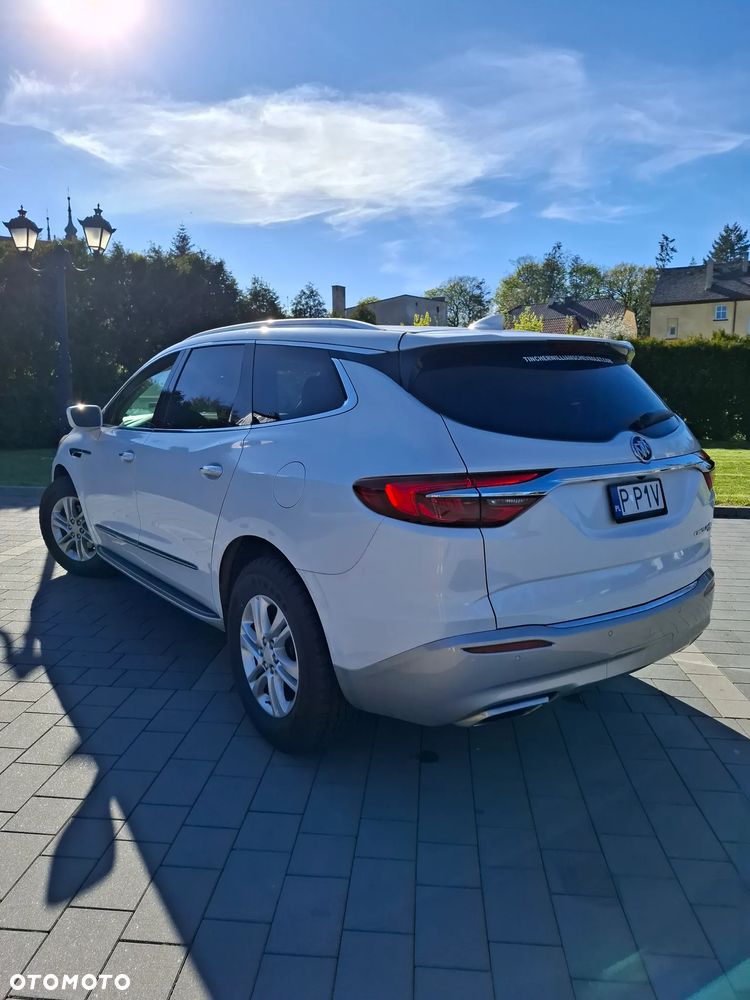 Buick Enclave - 11
