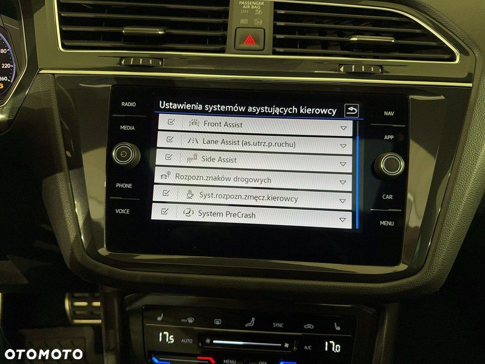 Volkswagen Tiguan - 29