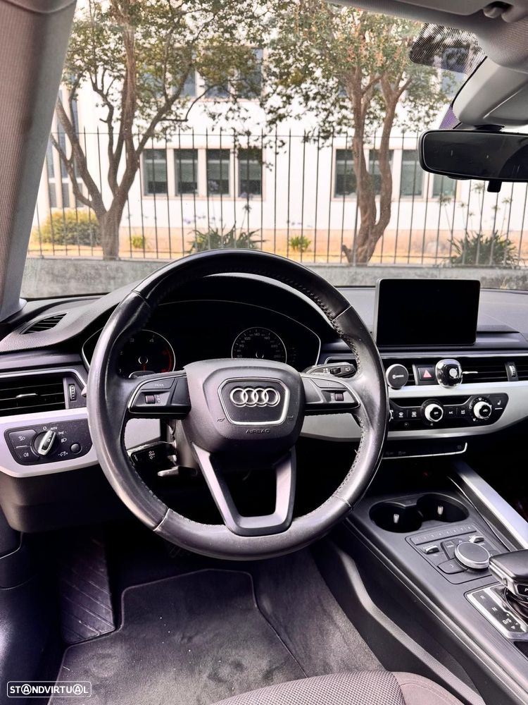 Audi A4 - 5