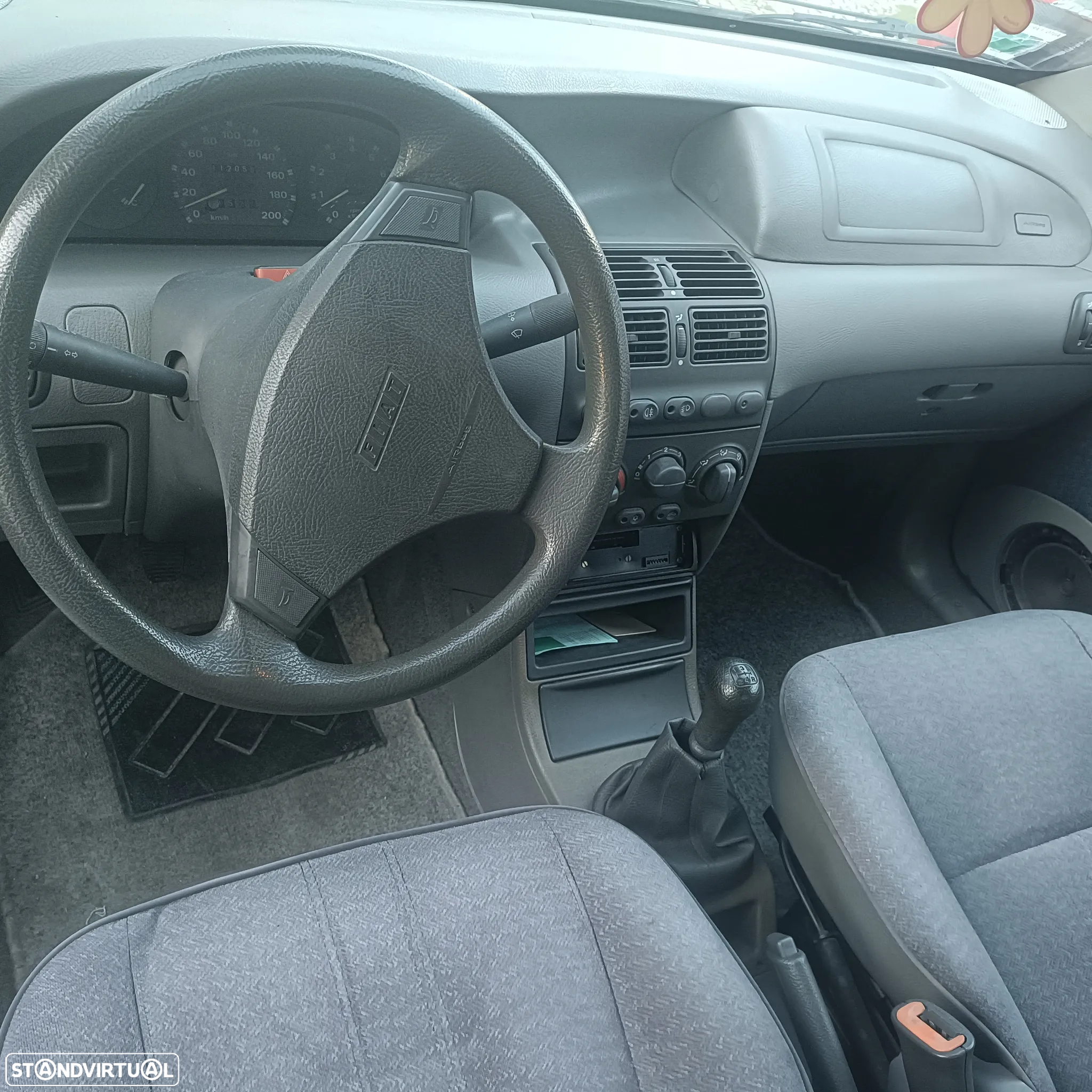 Fiat Punto Cabrio 90 ELX - 10