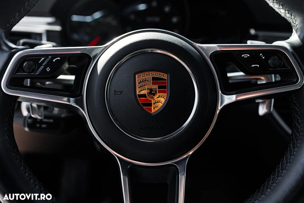 Porsche Macan - 22