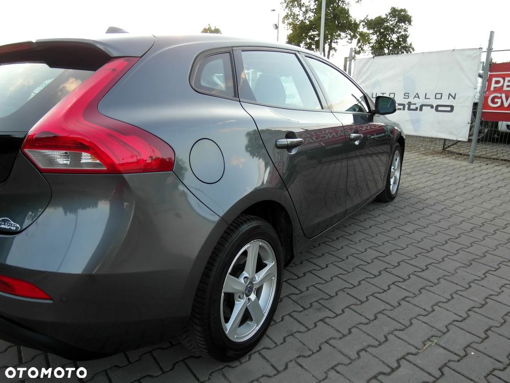 Volvo V40 D2 Kinetic - 10