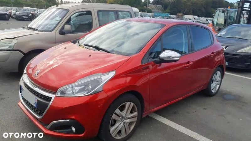 Peugeot 208 PureTech 82 Stop & Start Signature - 1