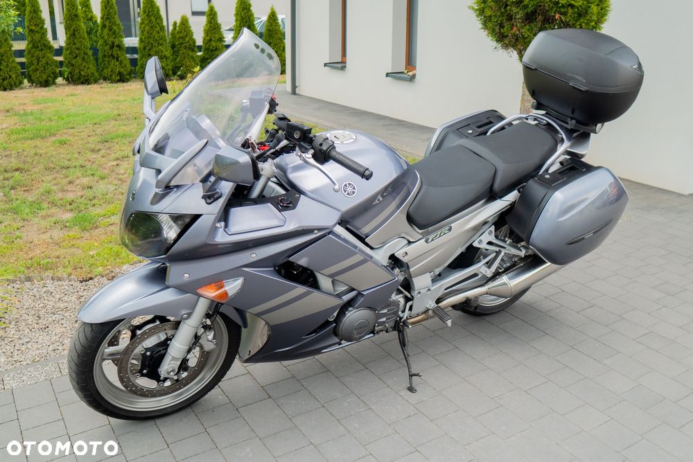 Yamaha FJR - 7