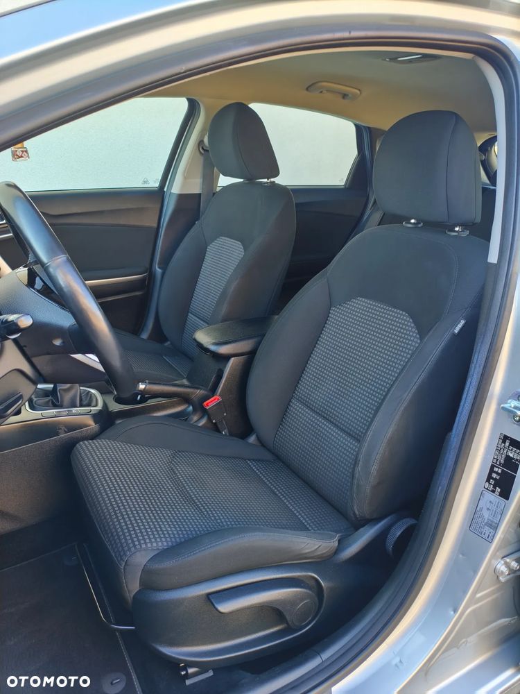 Kia Ceed 1.4 CVVT Dream Team Edition - 16
