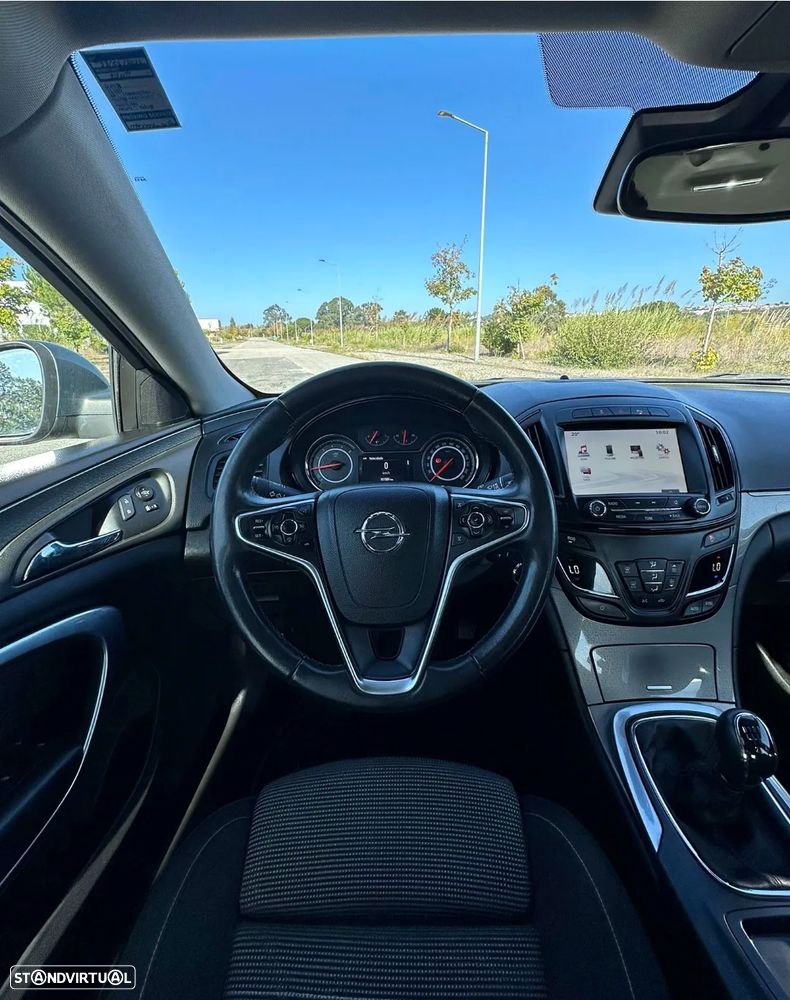 Opel Insignia 1.6 CDTi Executive S/S - 10