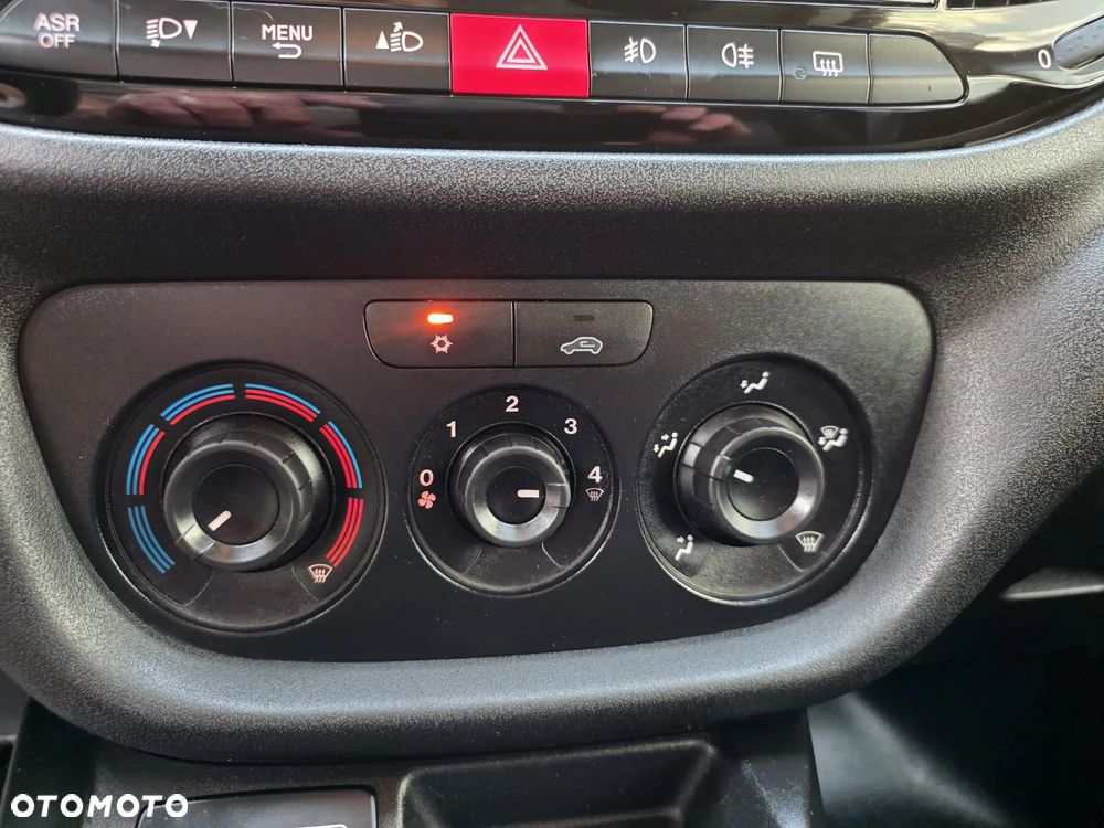 Fiat DOBLO - 21