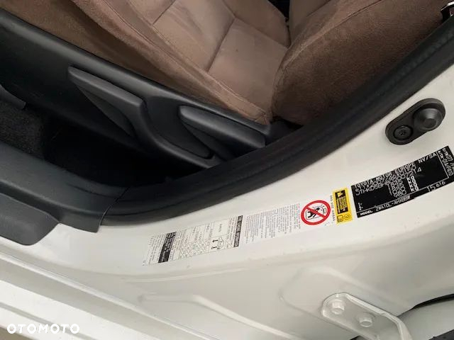Lexus CT 200h Dynamic Line - 18