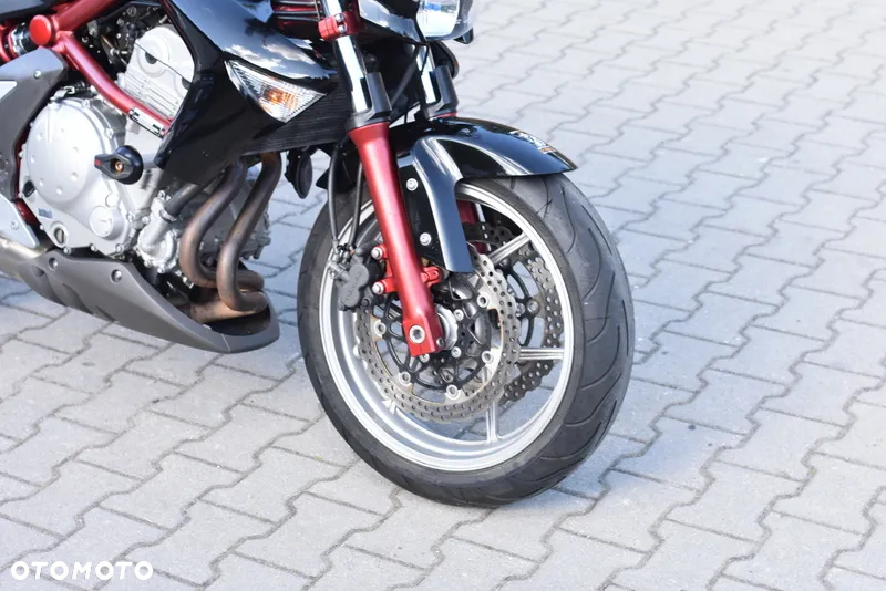 Kawasaki ER - 5