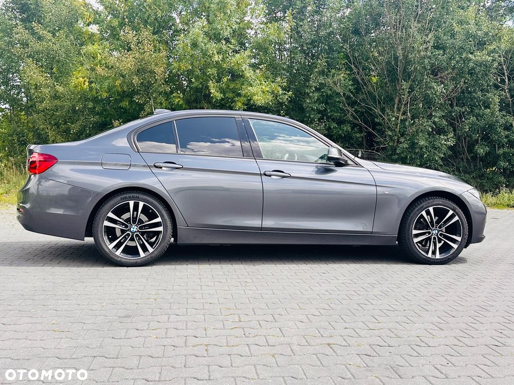BMW Seria 3 2018 photo 5