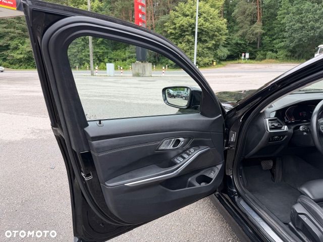 BMW Seria 3 - 17