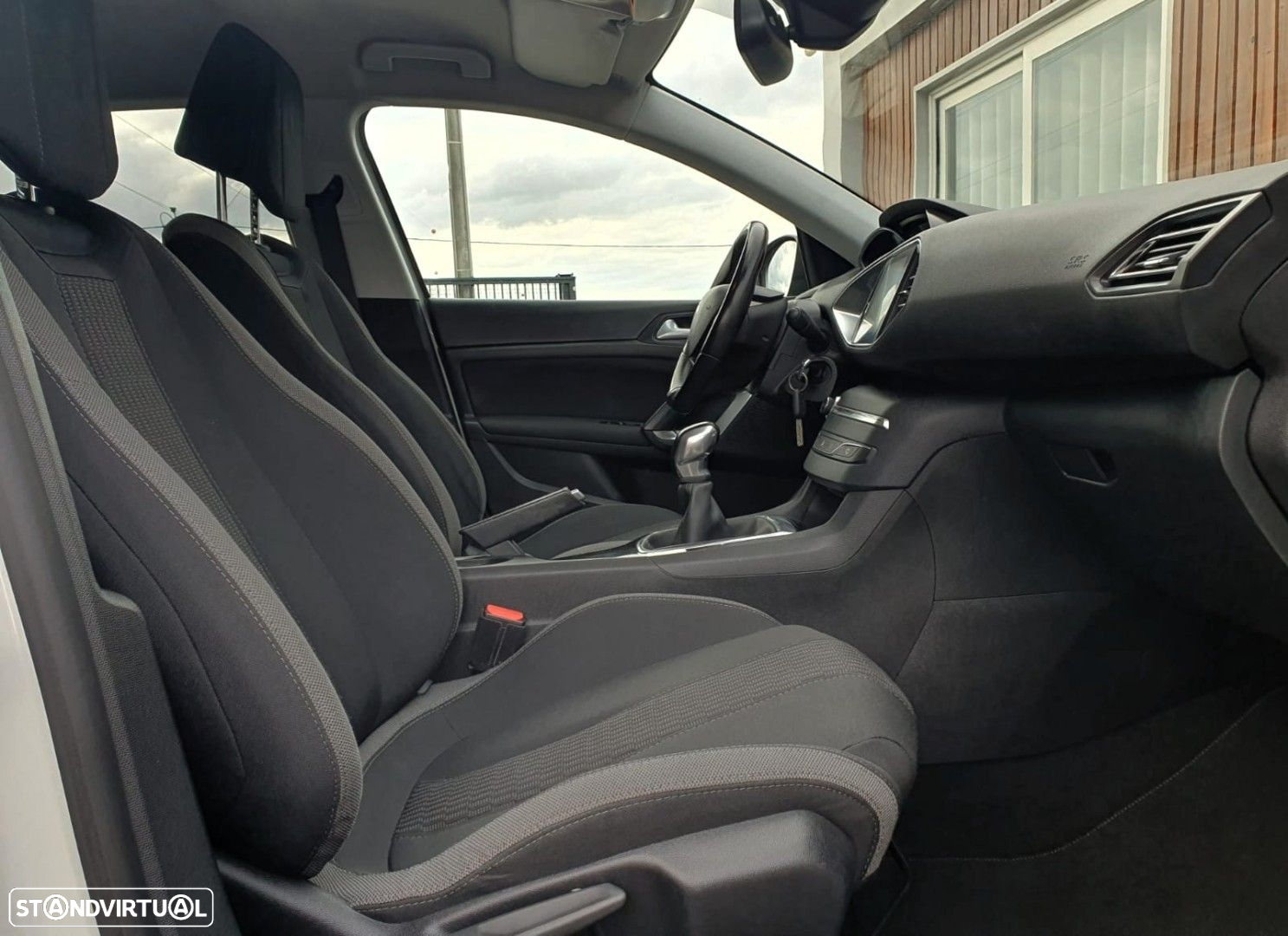 Peugeot 308 SW 1.6 BlueHDi Style - 30