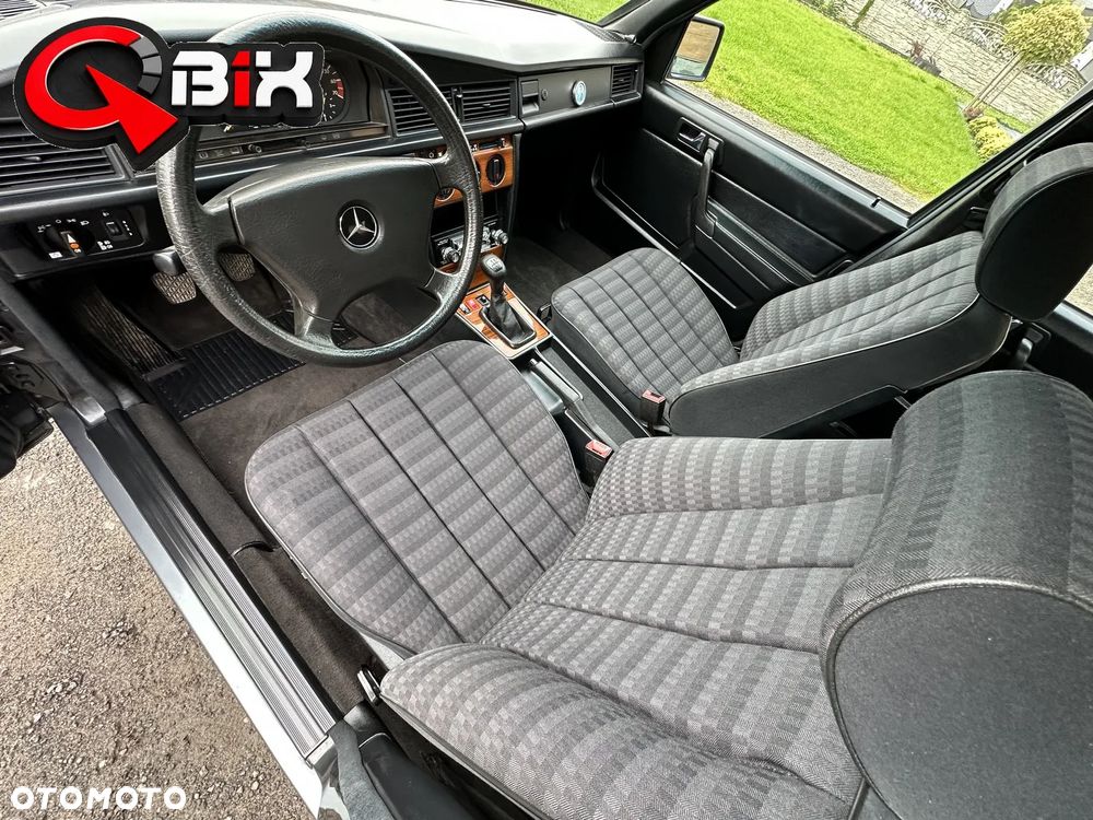 Mercedes-Benz W201 (190) - 15