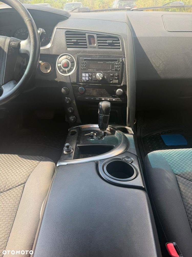 Toyota Prius - 5