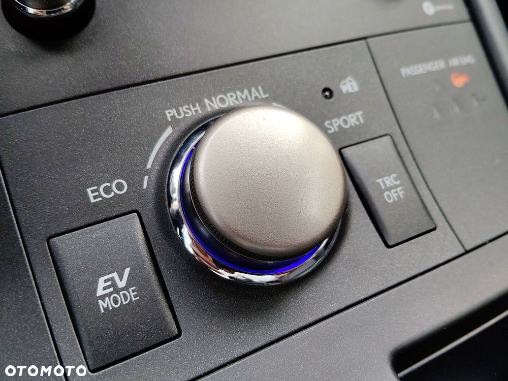 Lexus CT 200h Elegance EU6 - 23