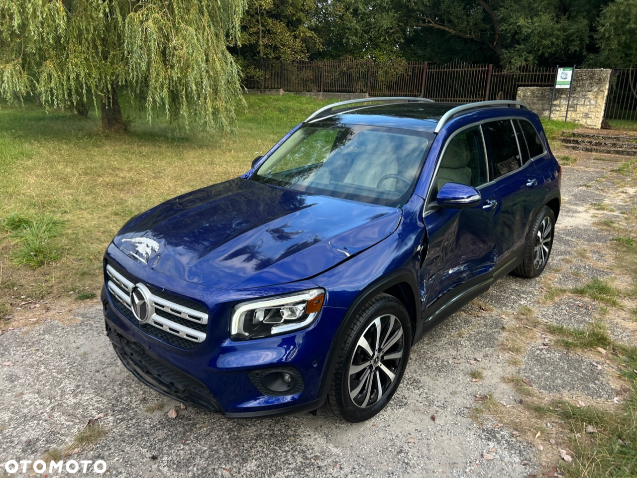 Mercedes-Benz GLB 250 4-Matic 8G-DCT - 4