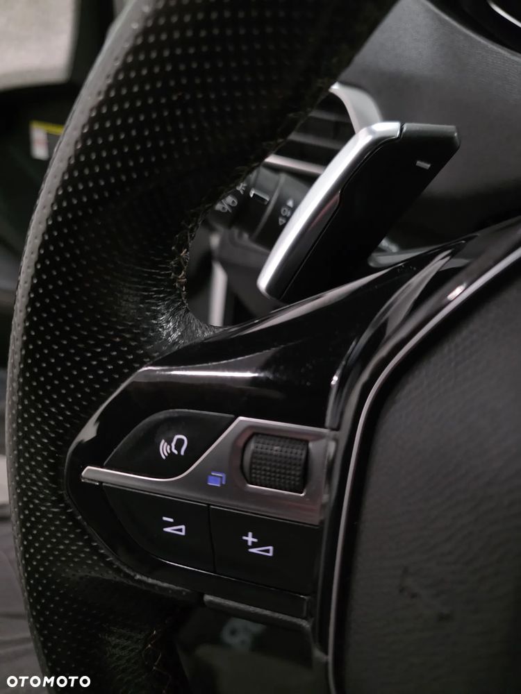 Peugeot 3008 BlueHDi 130 Stop & Start EAT8 GT - 23