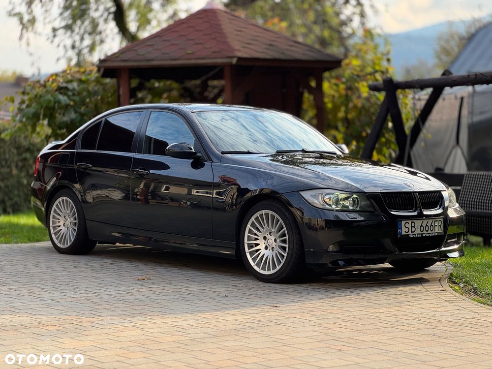 BMW Seria 3 318i - 1