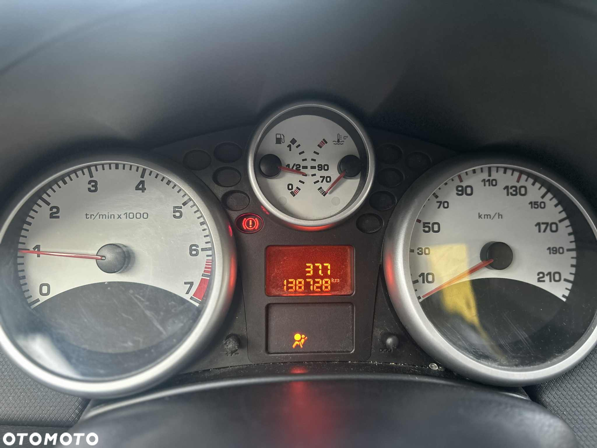 Peugeot 207 1.4 Presence - 8