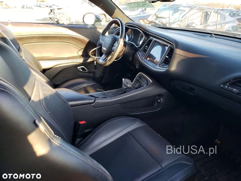 Dodge Challenger 3.6 GT AWD - 10