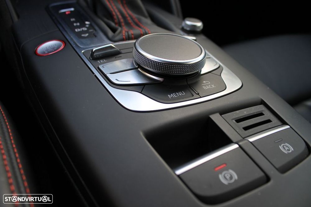 Audi RS3 Sportback 2.5 TFSI quattro S tronic - 16