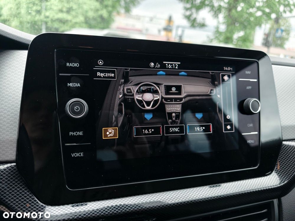 Volkswagen T-Cross - 21