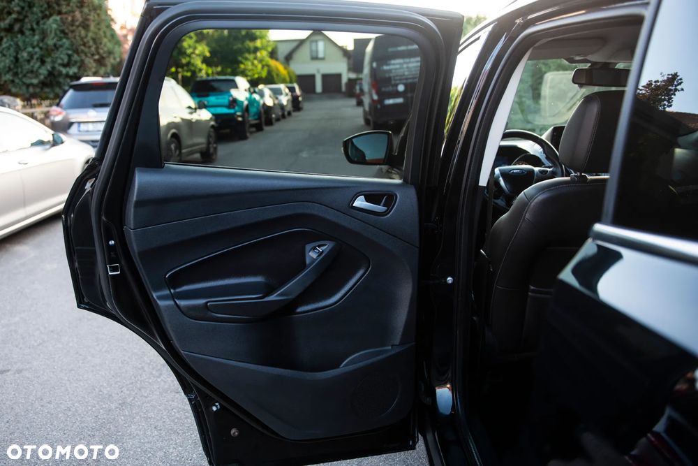 Ford Kuga 2.0 TDCi 4x4 Titanium - 31