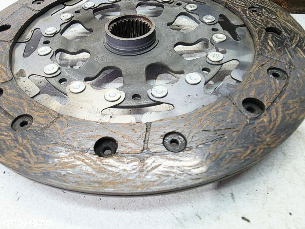 KOŁO DWUMASOWE SPRZĘGŁO AUDI A4 B9 A5 8W 2.0 TDI 0CX105266 16/26 - 10
