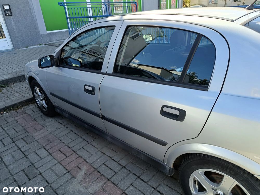 Opel Astra - 3