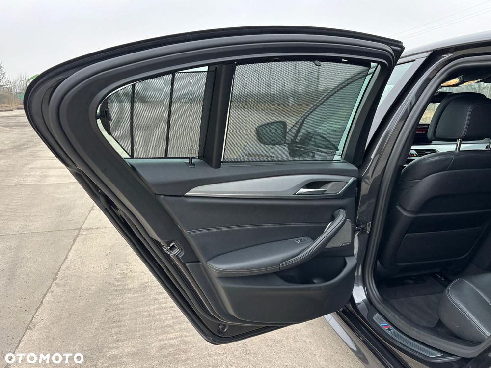 BMW Seria 5 530e M Sport sport - 21