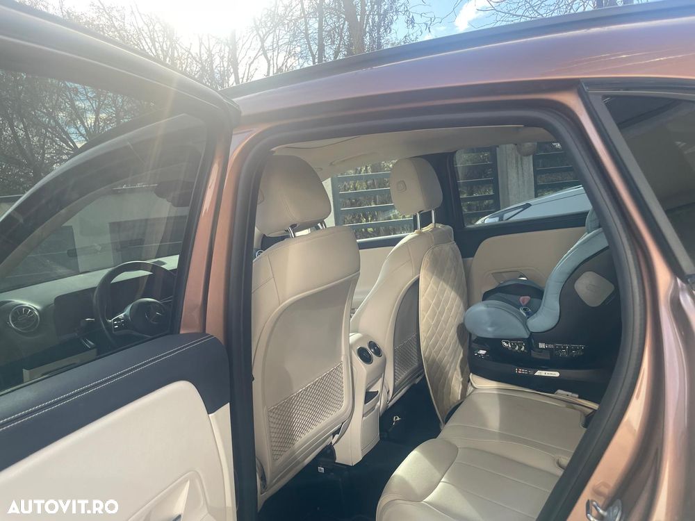 Mercedes-Benz GLA - 2