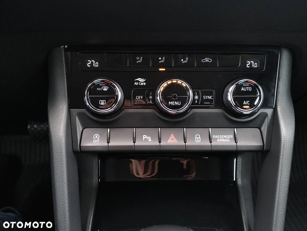 Skoda Karoq 1.5 TSI ACT Ambition DSG - 38