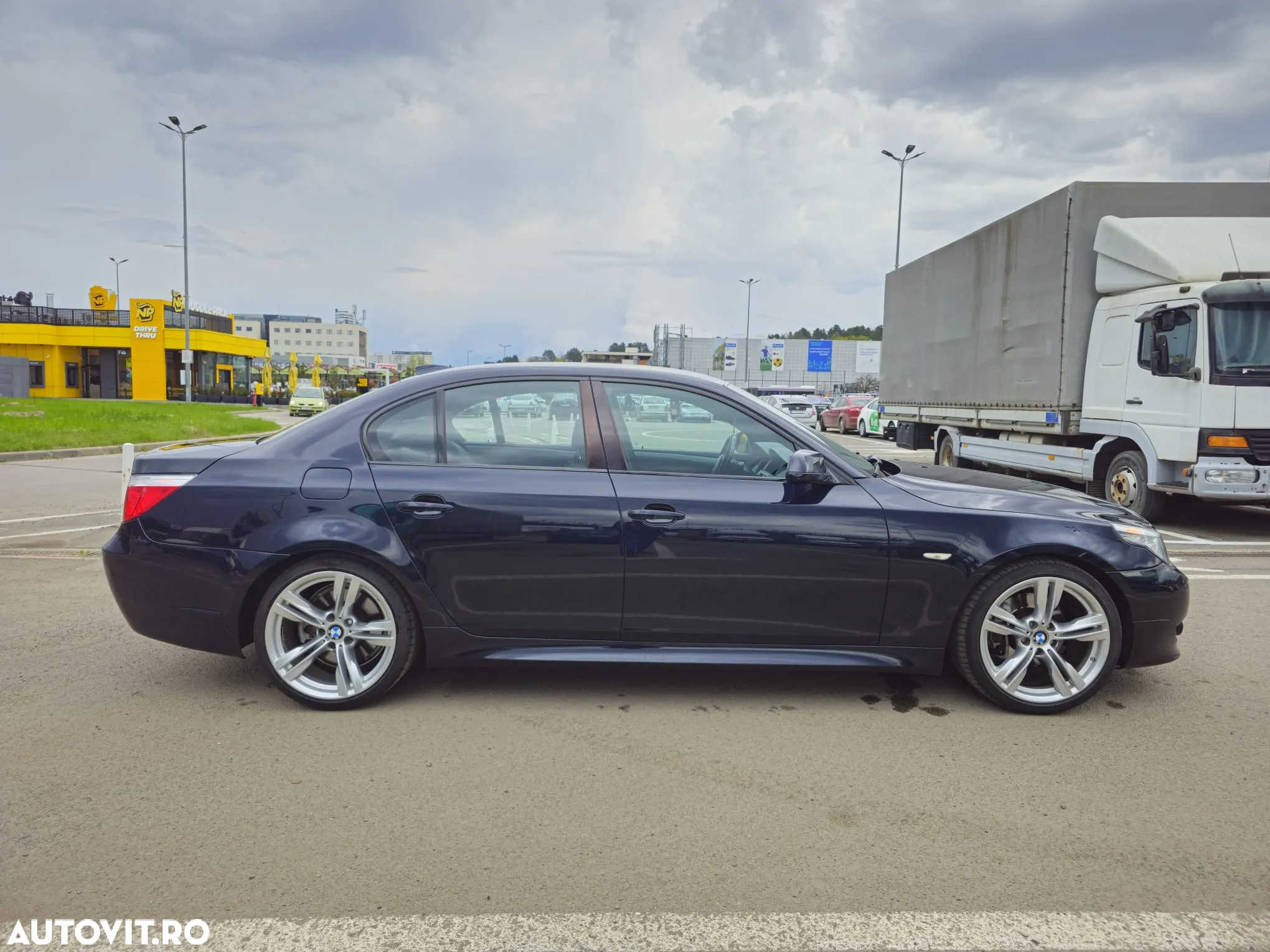 BMW Seria 5 520d - 6