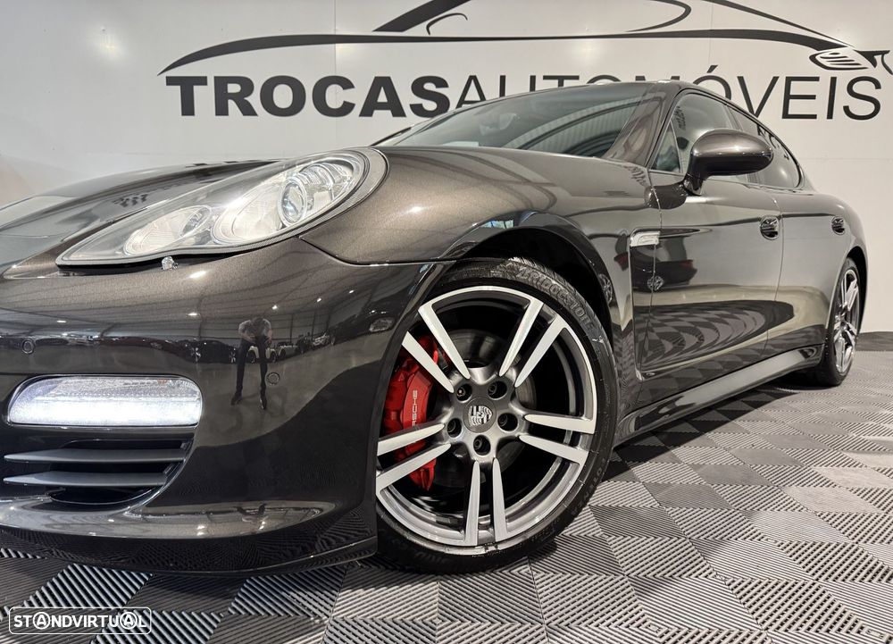 Porsche Panamera - 12
