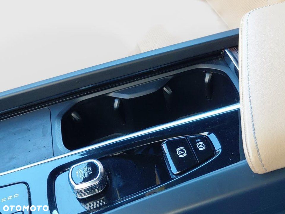 Volvo V60 Cross Country - 31