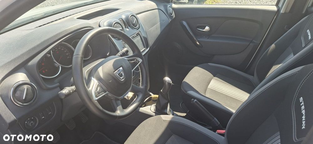 Dacia Sandero Stepway 0.9 TCe Laureate - 9