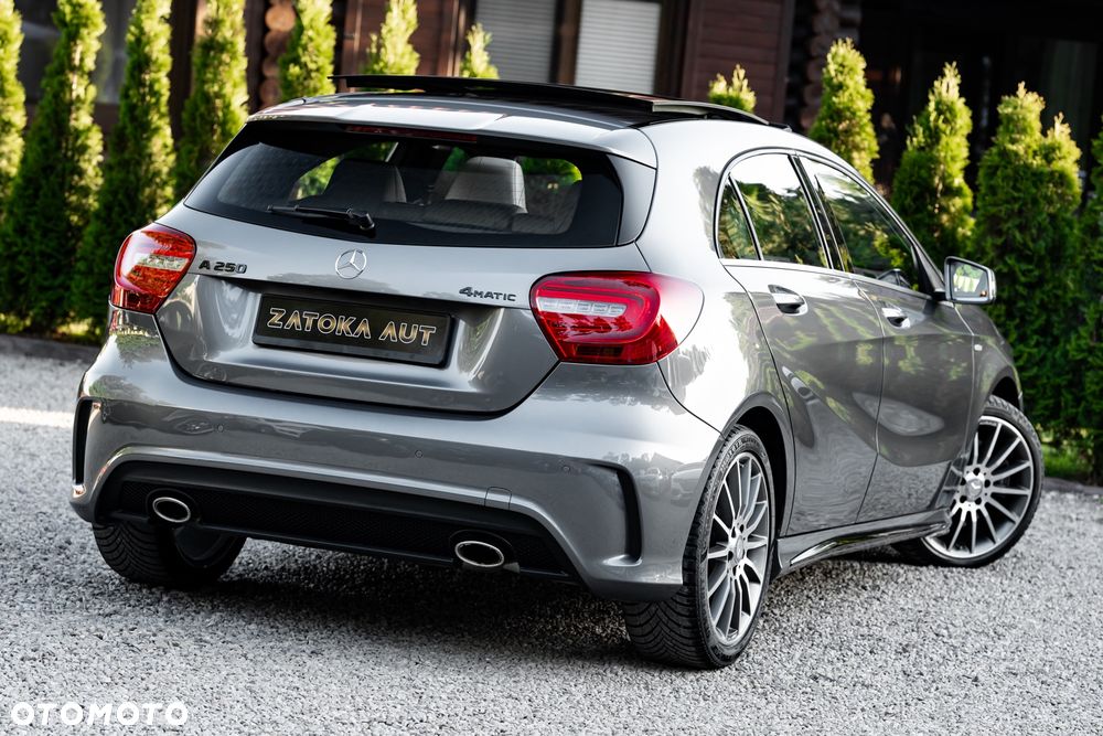 Mercedes-Benz Klasa A 250 4Matic 7G-DCT AMG Line - 14