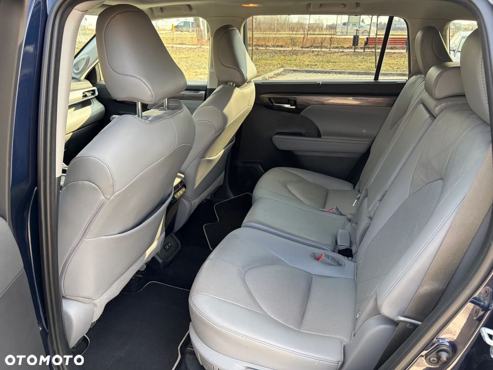 Toyota Highlander - 10