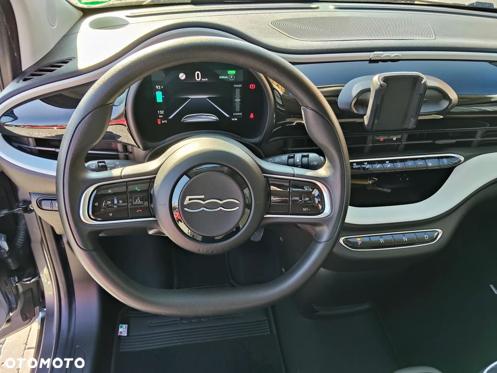 Fiat 500e 23,8kWh ICON - 12