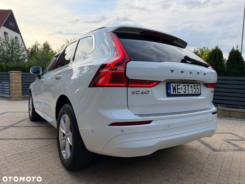 Volvo XC 60 B4 D AWD Plus Bright - 3
